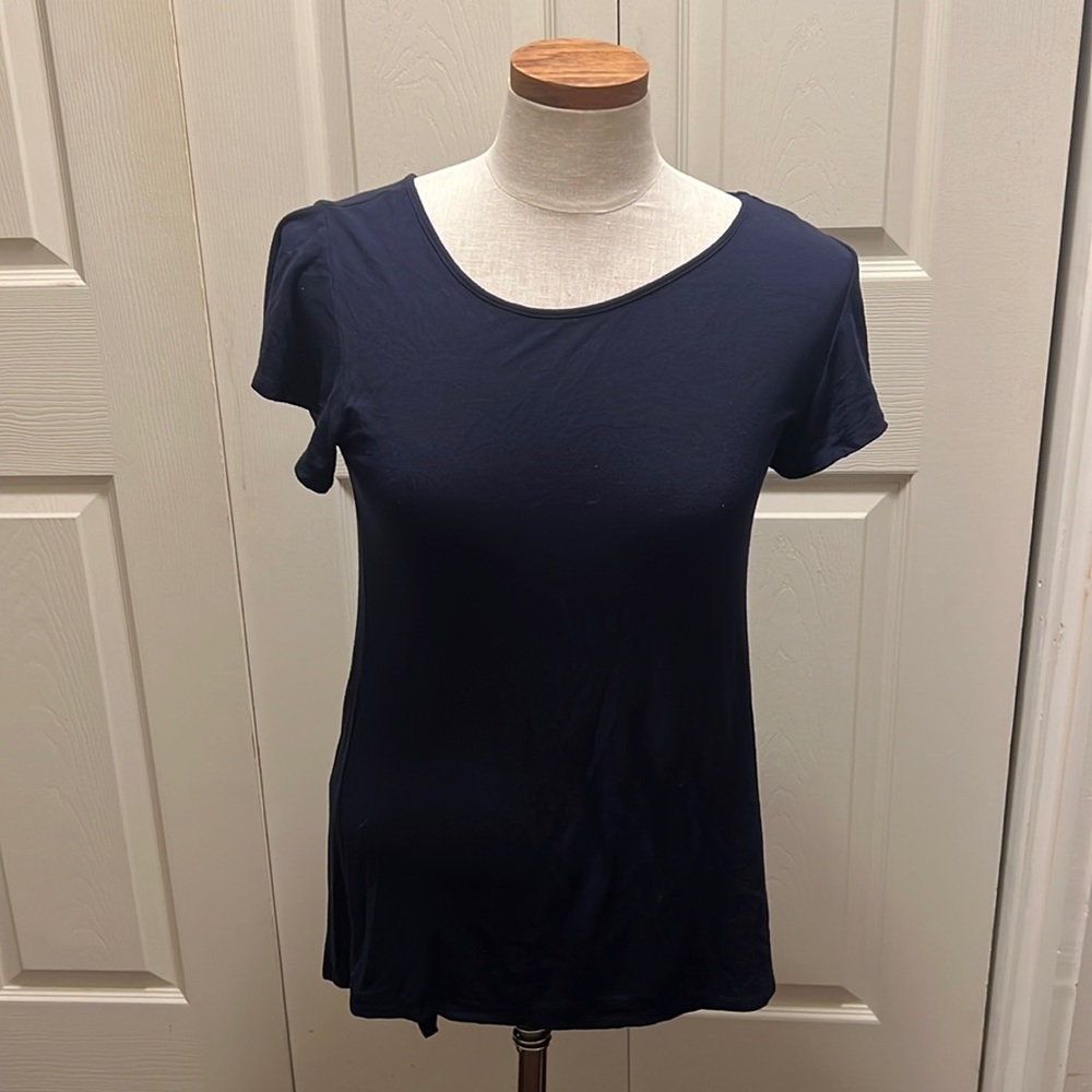 🌼 2 for $20 SALE • Pebble and Stone Ruffle Tee